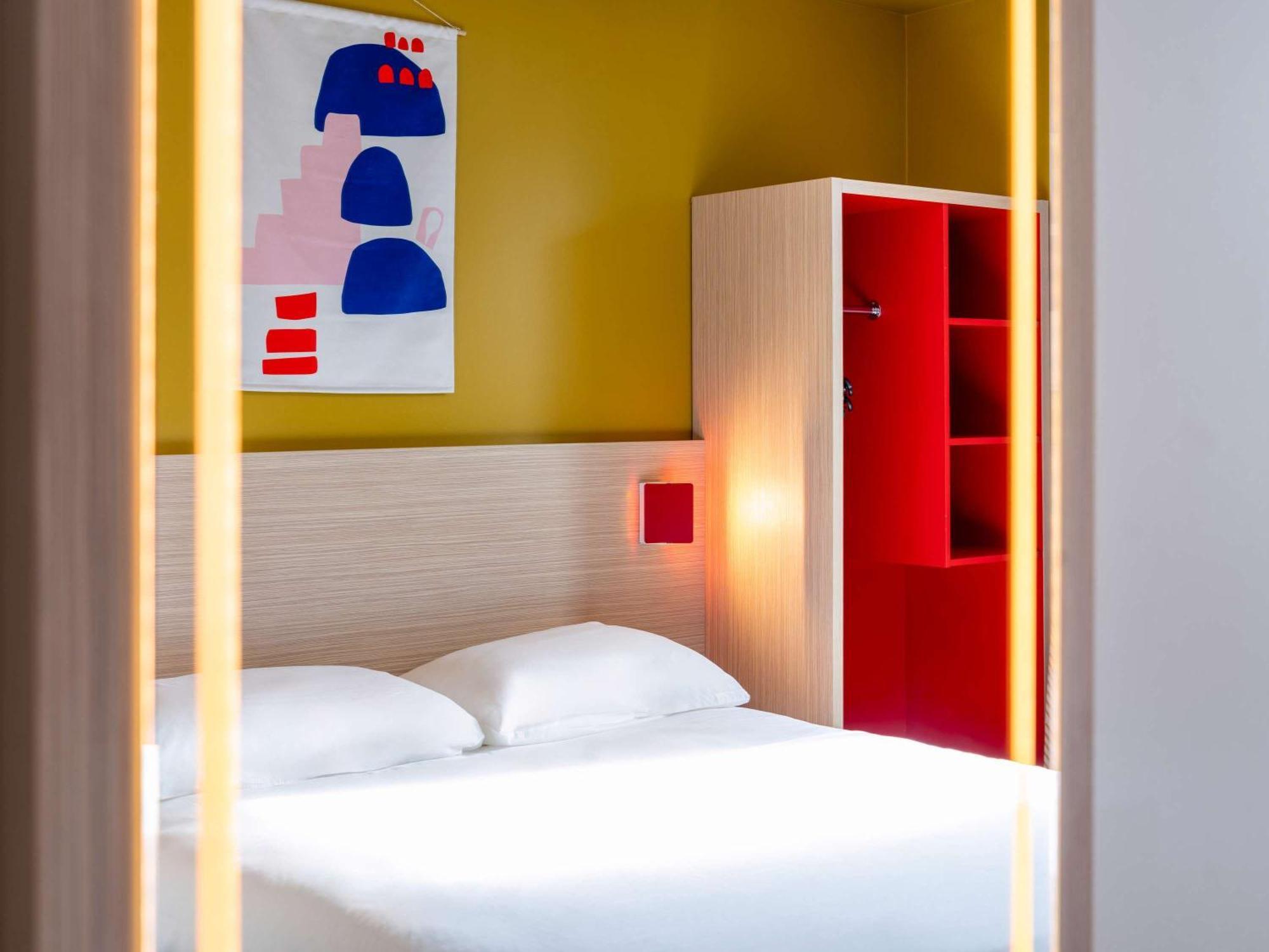 Hotel Ibis Styles Prevessin Geneve Aeroport Exterior foto