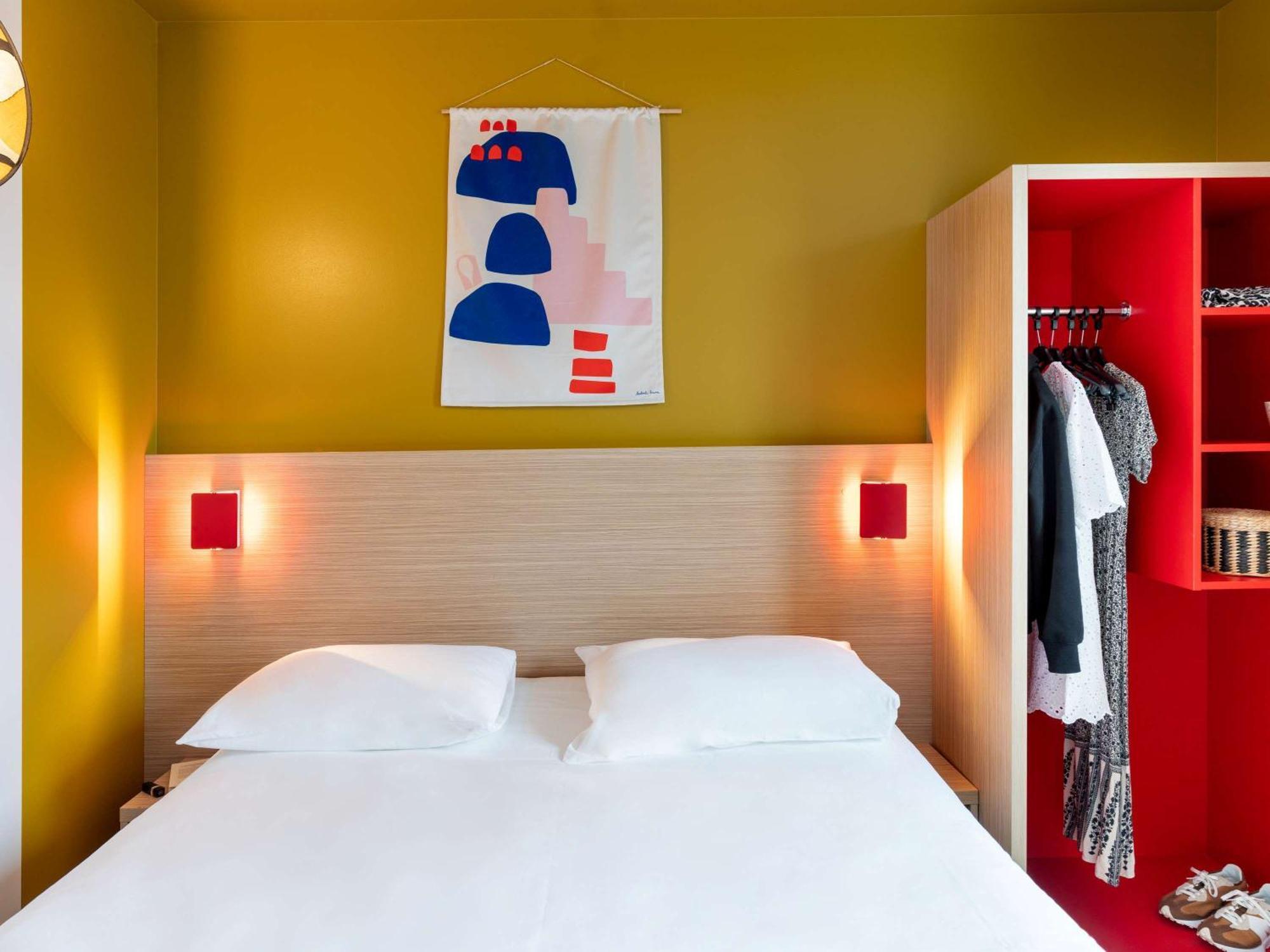 Hotel Ibis Styles Prevessin Geneve Aeroport Exterior foto